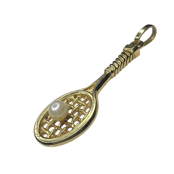 14K Yellow Gold Tennis Racquet Charm Pendent with Freshwater Pearl ≈ 2g Grams 🎾✨ - Picture 2 of 7